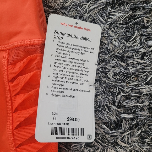 NWT lululemon sunshine salutation crops ♡ - Picture 4 of 5